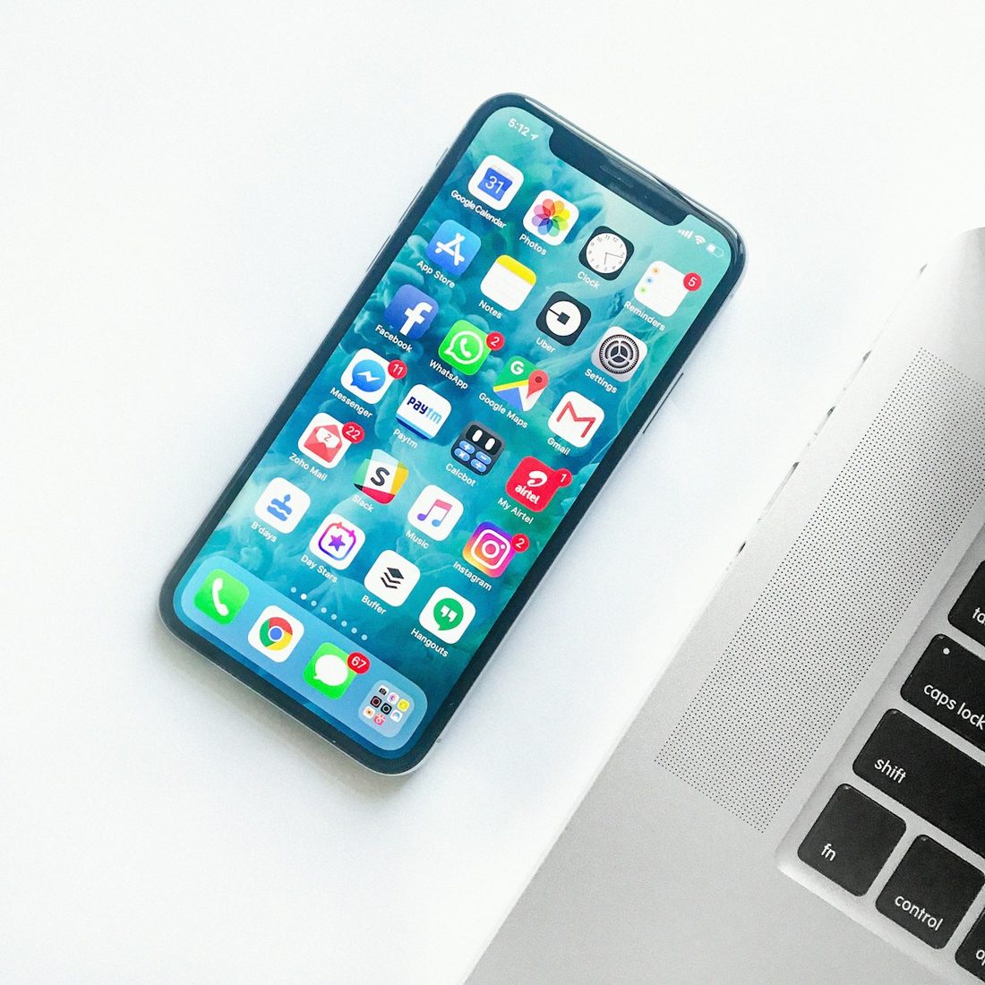 BOB电竞 APP 赛程与赛事列表界面示意